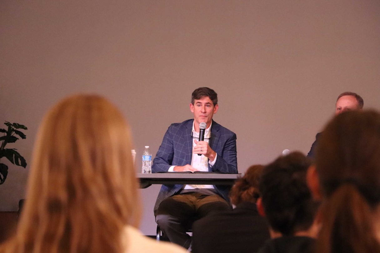 School of Business Hosts Financial Industry Seminar